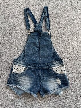 Denim Crochet Pocket Overall Shorts - Dark Wash